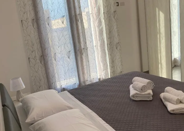 San Vito Holiday Home